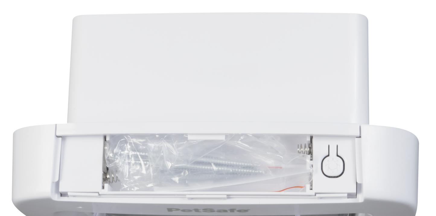 Microchip cat flap, white